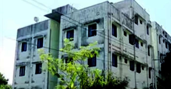 mundamveli flat